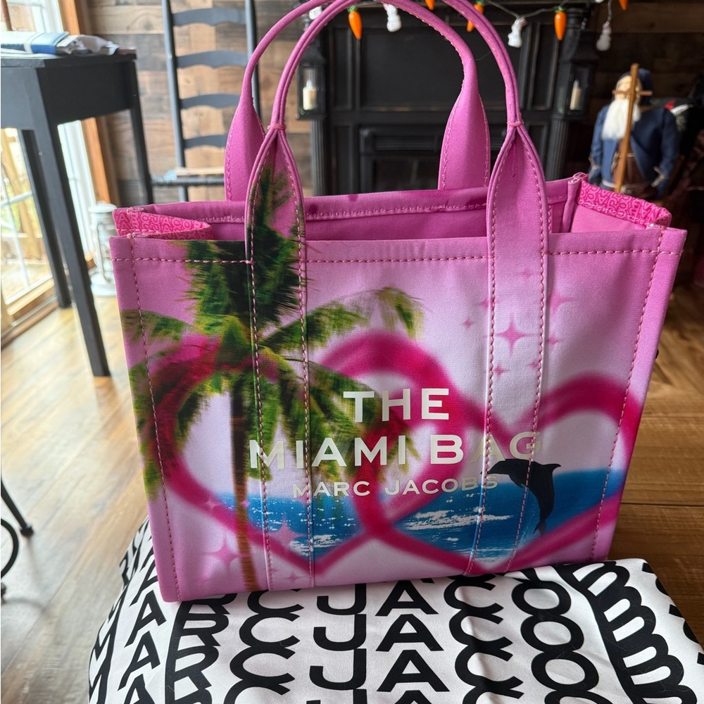 Marc Jacobs Pink Miami Bag limited edition
